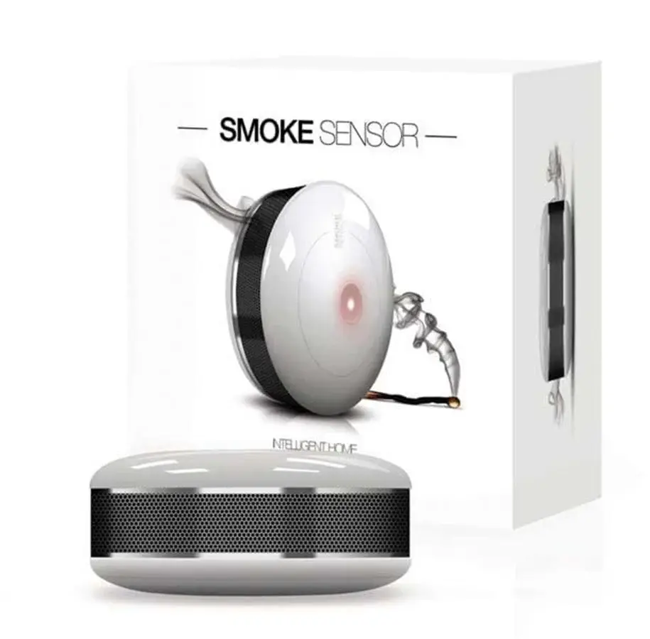 Fibaro Smoke Detector, hvit rund røykvarsler med Z-Wave-tilkobling